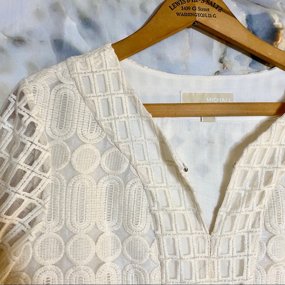 Michael Michael Kors size 6 cream lace d…